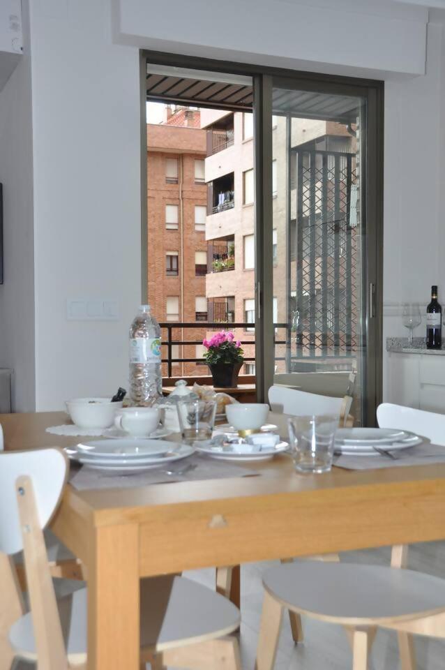Apto La Estambrera I I Wifi Y Aire Acondicionado Logroño Eksteriør billede